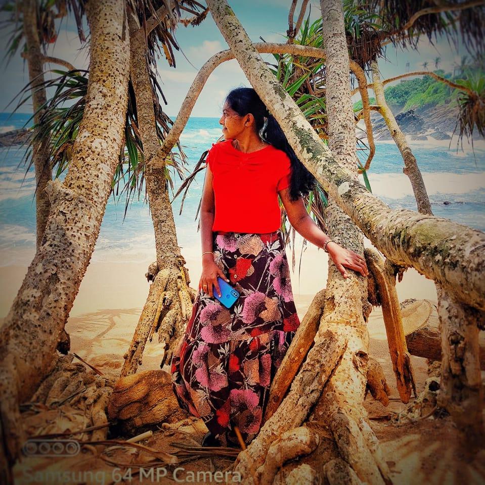 Yuganthi Weerapperuma photo